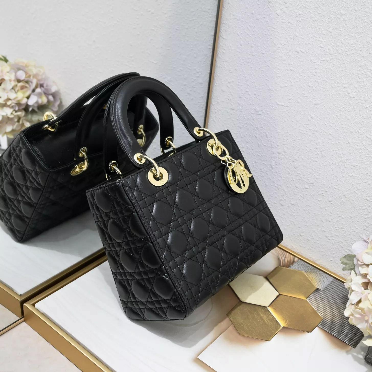 Trendsetting 6652 Christian Dior AAA Quality Handbags For Women