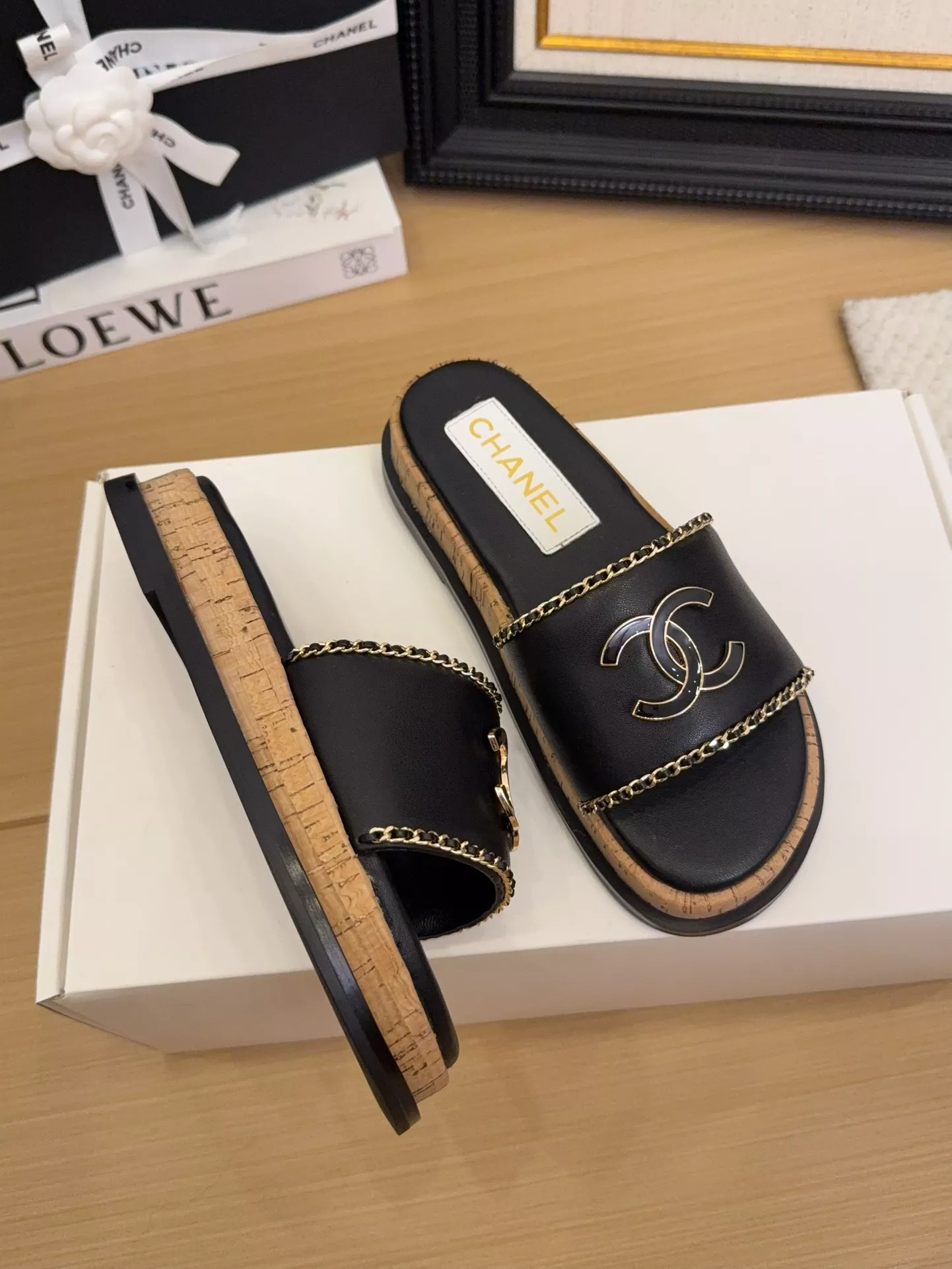 Trendsetting 6702 Chanel Slippers For Women
