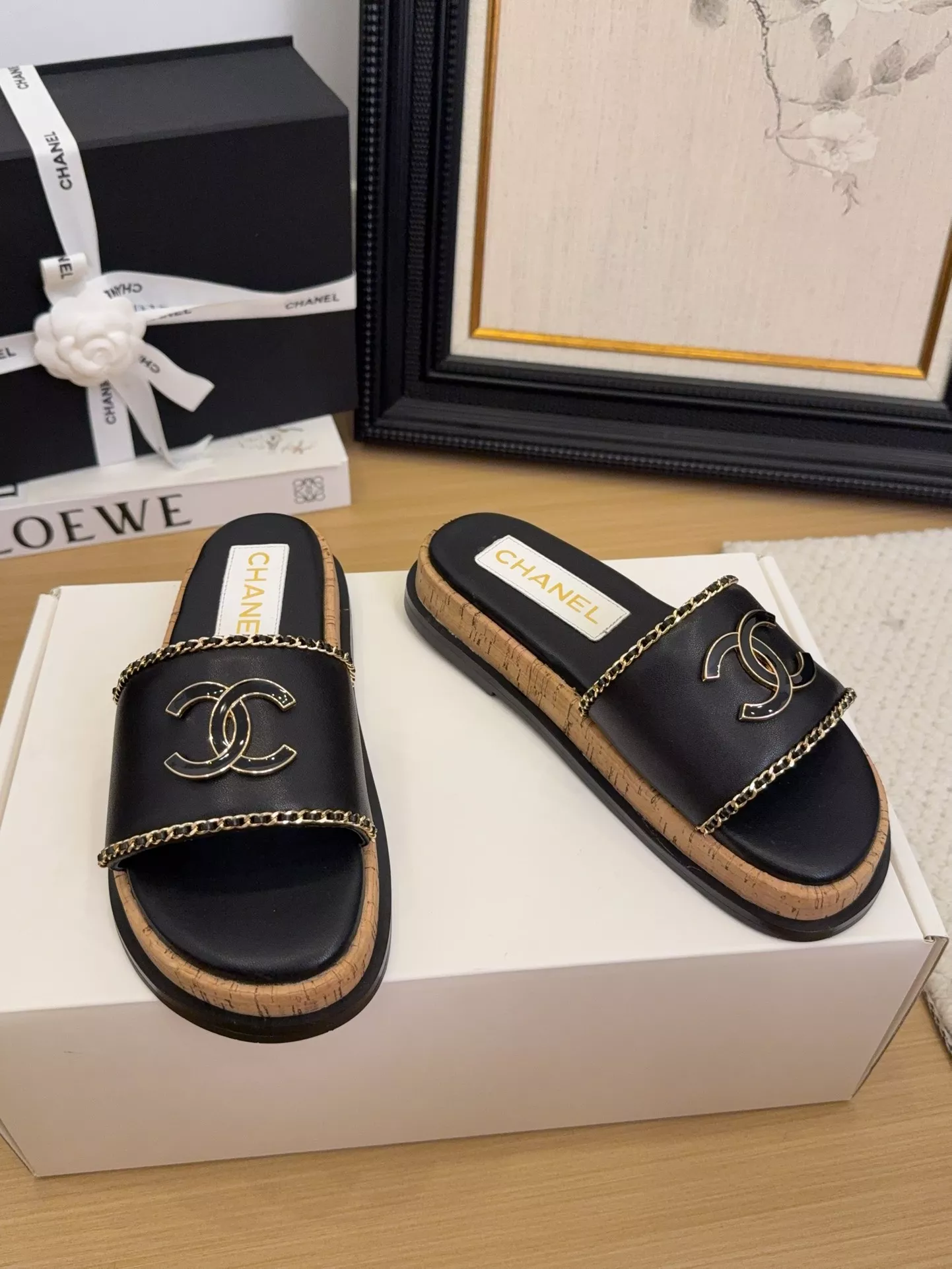 Trendsetting 6702 Chanel Slippers For Women