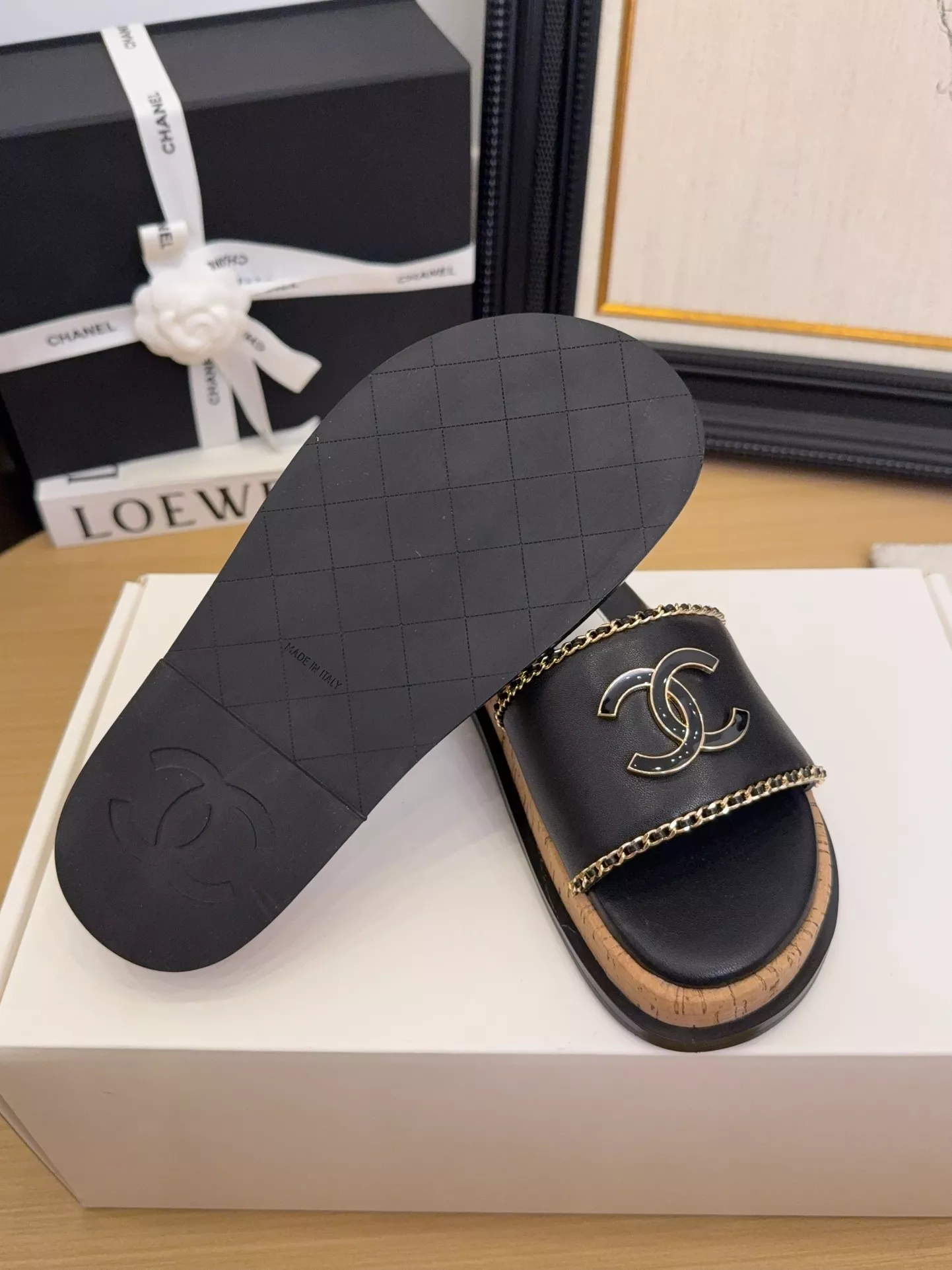 Trendsetting 6702 Chanel Slippers For Women