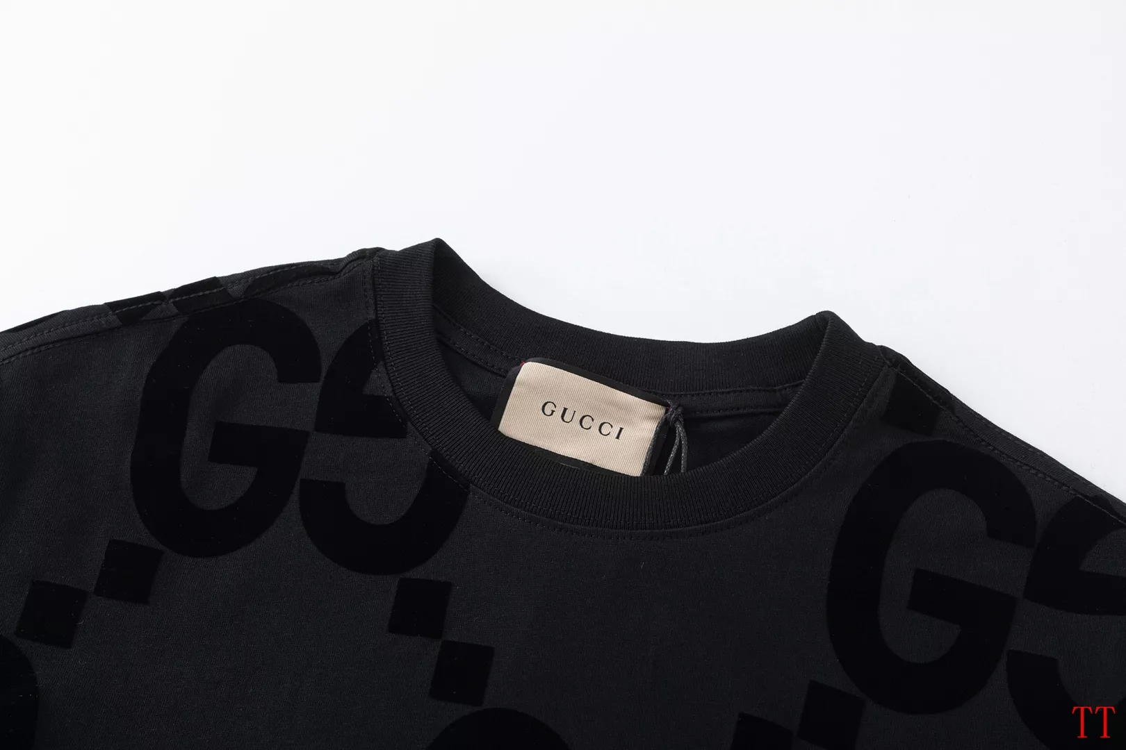 Trendsetting 6783 Gucci T-Shirts Short Sleeved For Unisex