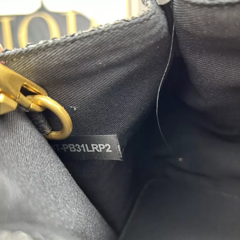Trendsetting 6803 Valentino AAA Quality Handbags For Women