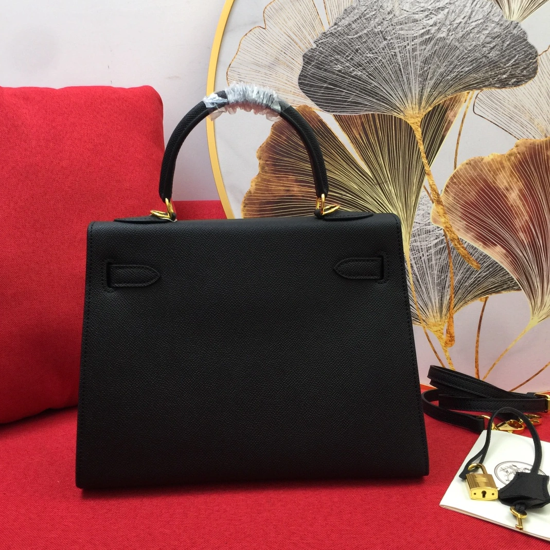 Trendsetting 6890 Hermes AAA Quality Handbags For Women