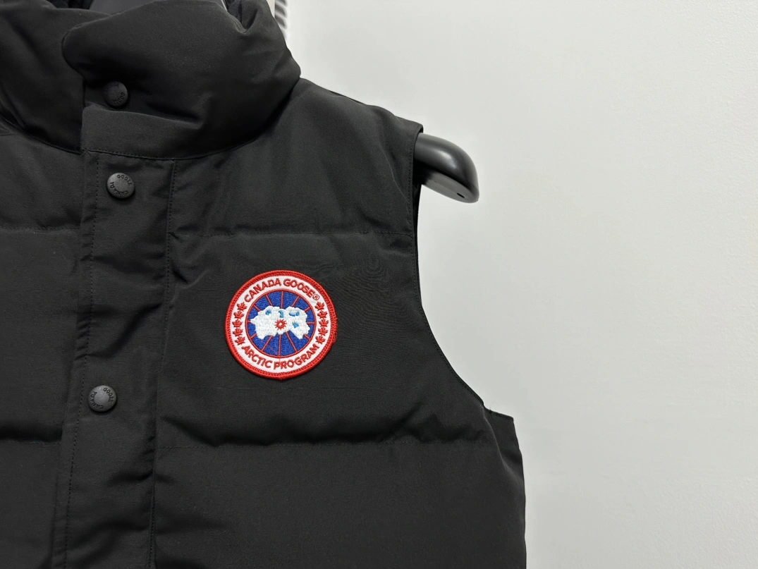 Trendsetting 7038 Canada Goose Down Feather Coat Sleeveless For Men