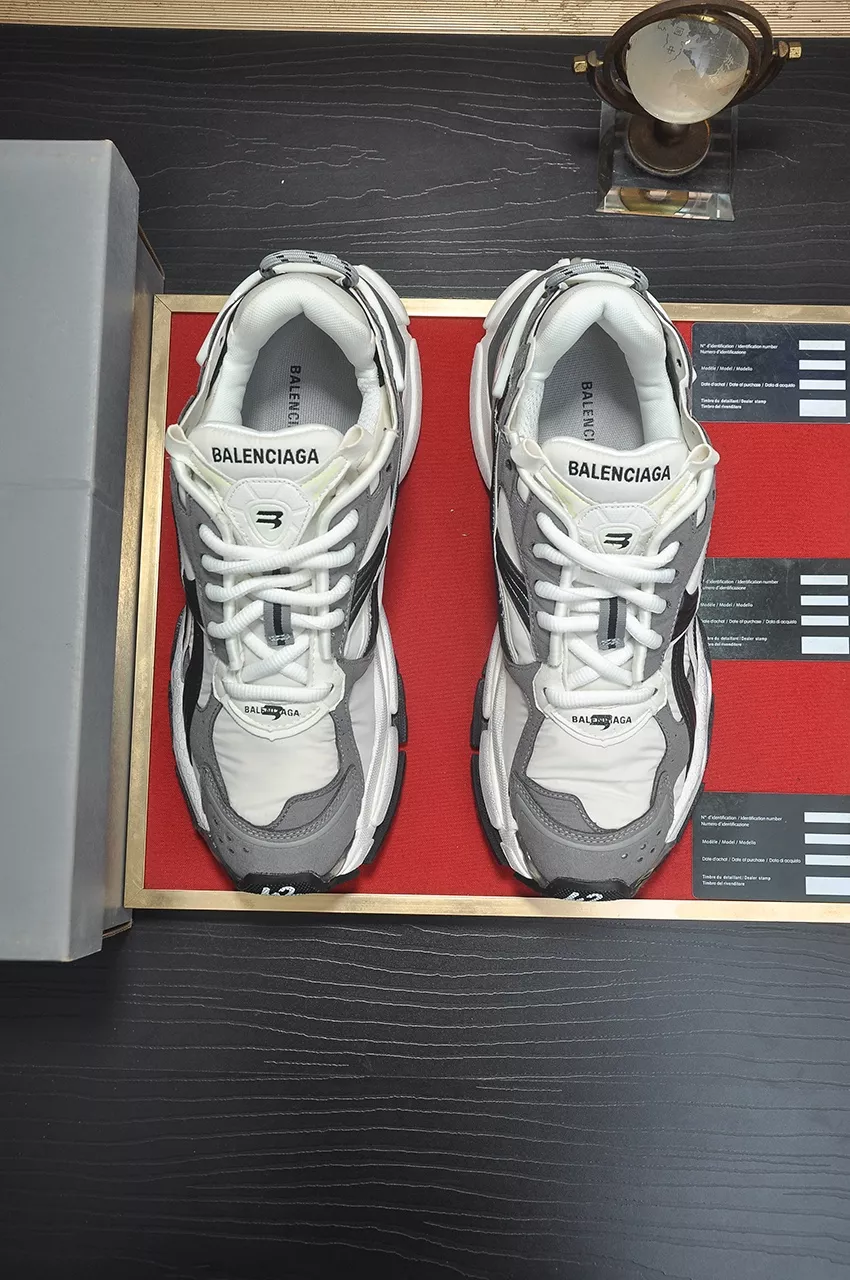 Trendsetting 7212 Balenciaga Casual Shoes For Men