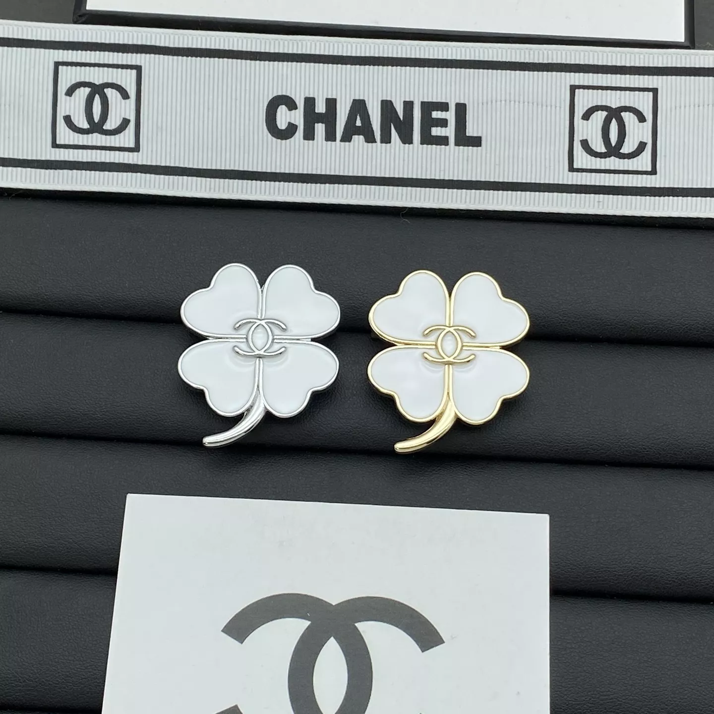 Trendsetting 7224 Chanel Brooches For Women