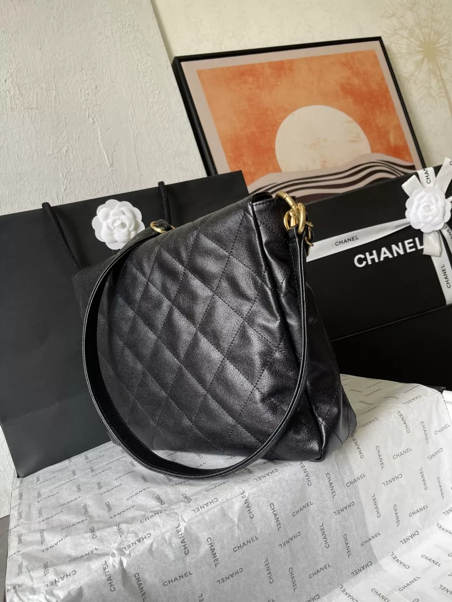 Trendsetting 7250 Chanel AAA Quality Messenger Bags For Women