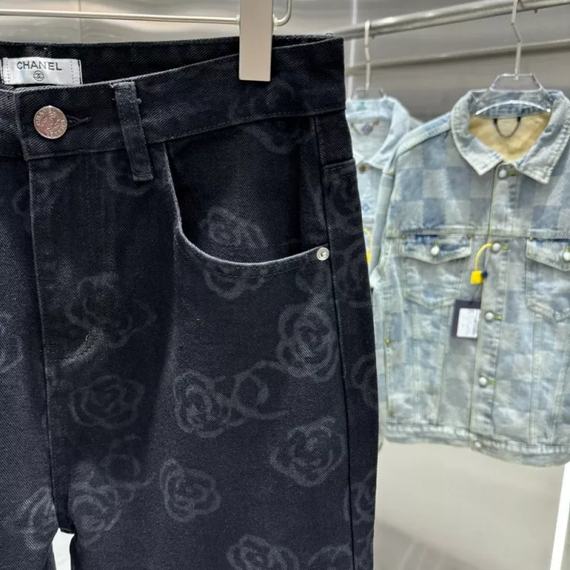 Trendsetting 7310 Chanel Jeans For Unisex