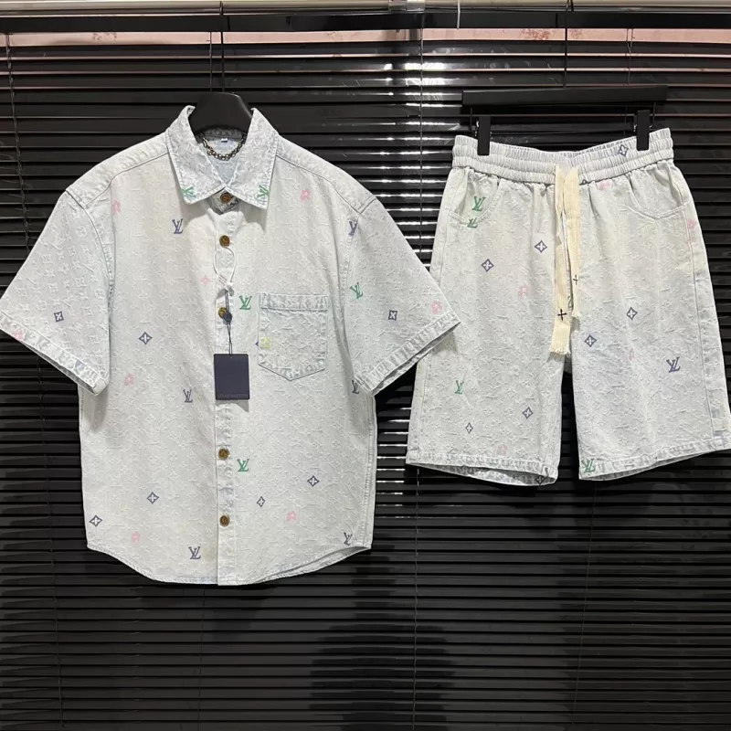 Trendsetting 7353 Louis Vuitton LV Tracksuits Short Sleeved For Unisex