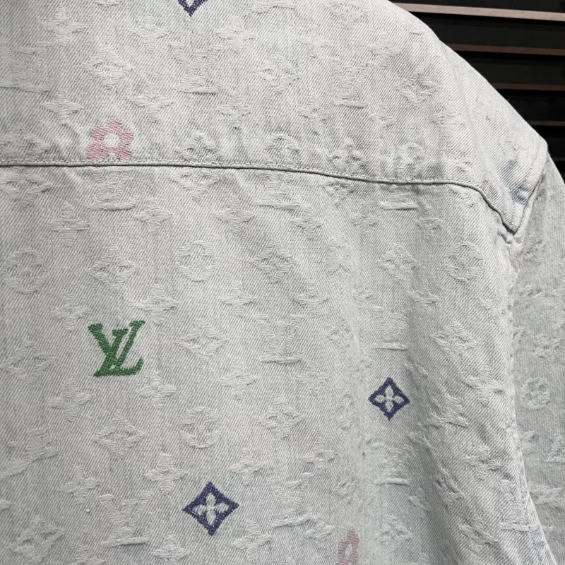 Trendsetting 7353 Louis Vuitton LV Tracksuits Short Sleeved For Unisex