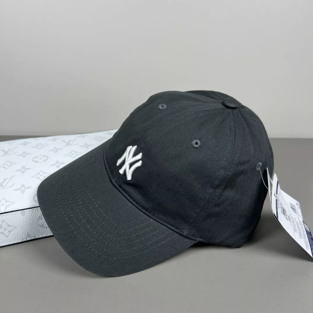 Trendsetting 7381 New York Yankees Caps