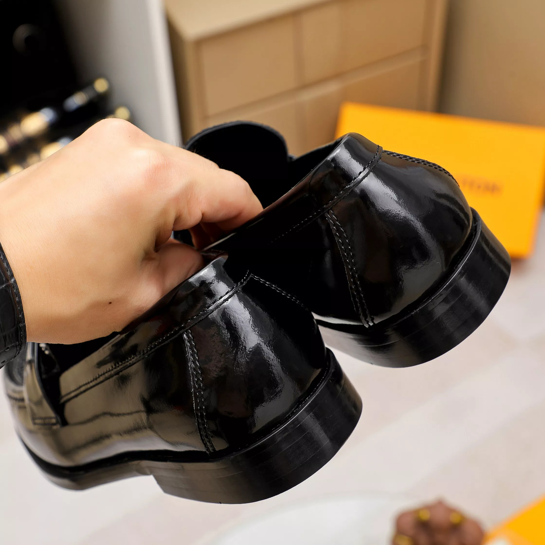 Trendsetting 7404 Louis Vuitton LV Oxfords Shoes For Men