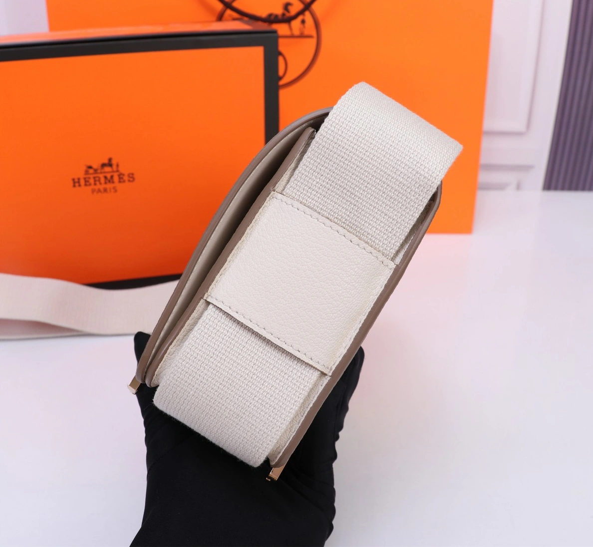 Trendsetting 742 Hermes AAA Quality Messenger Bags For Women