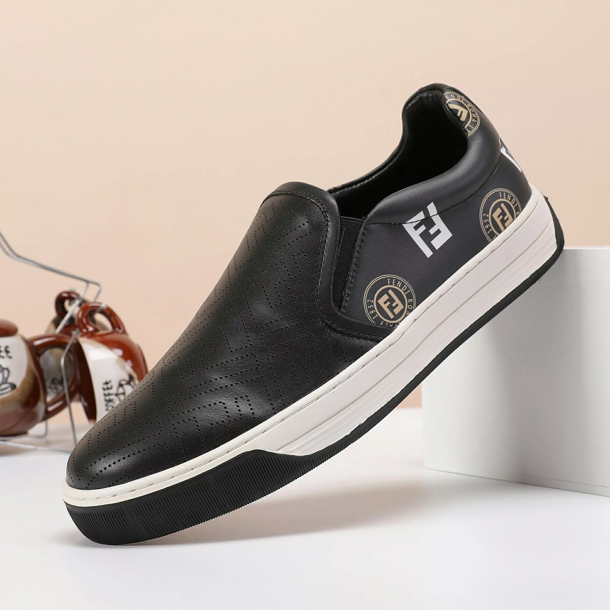Trendsetting 7553 Fendi Casual Shoes For Men