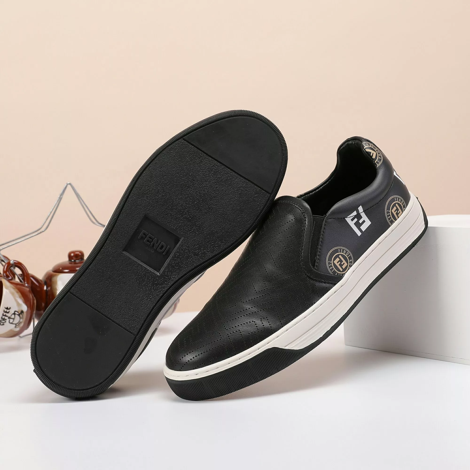 Trendsetting 7553 Fendi Casual Shoes For Men