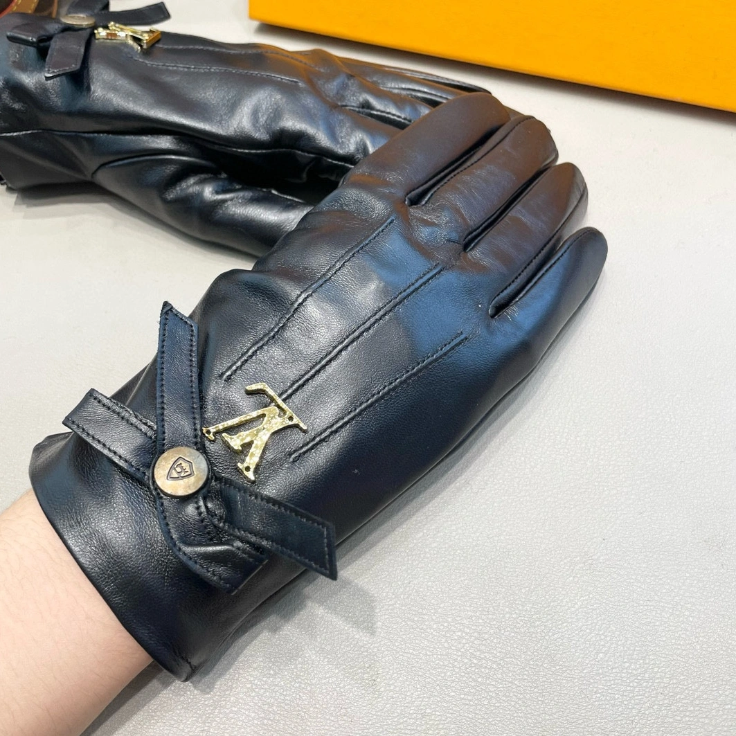 Trendsetting 7597 Louis Vuitton LV Gloves For Women