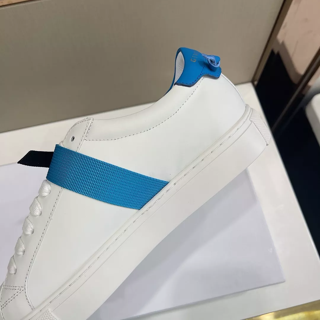 Trendsetting 7751 Givenchy Casual Shoes For Men