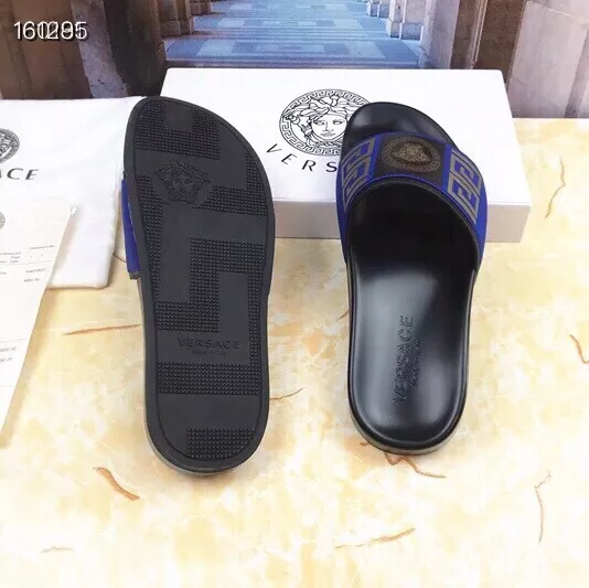 Trendsetting 7811 Versace Slippers For Men
