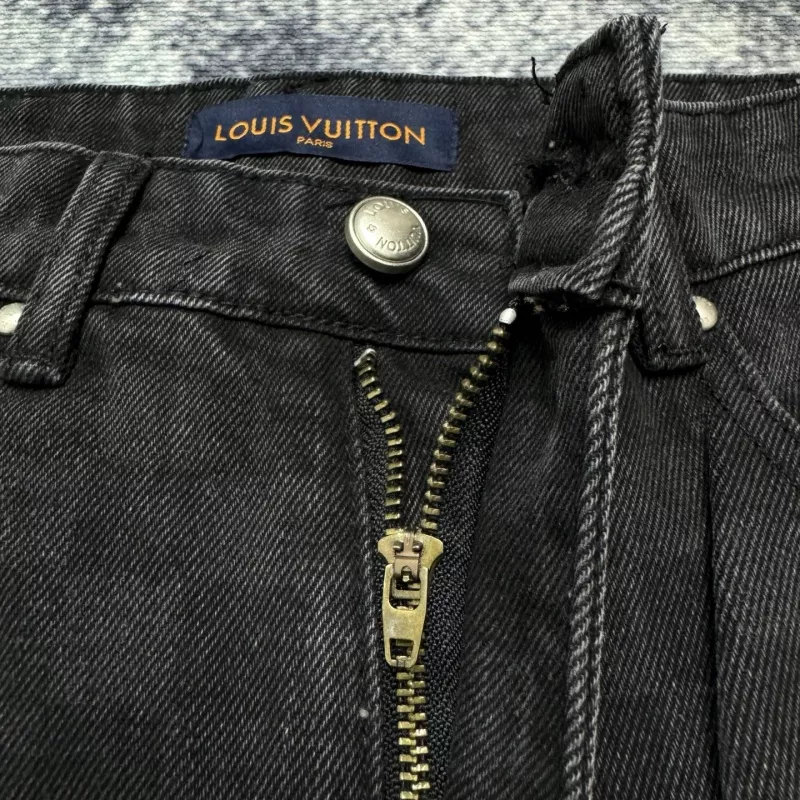Trendsetting 7841 Louis Vuitton LV Jeans For Unisex