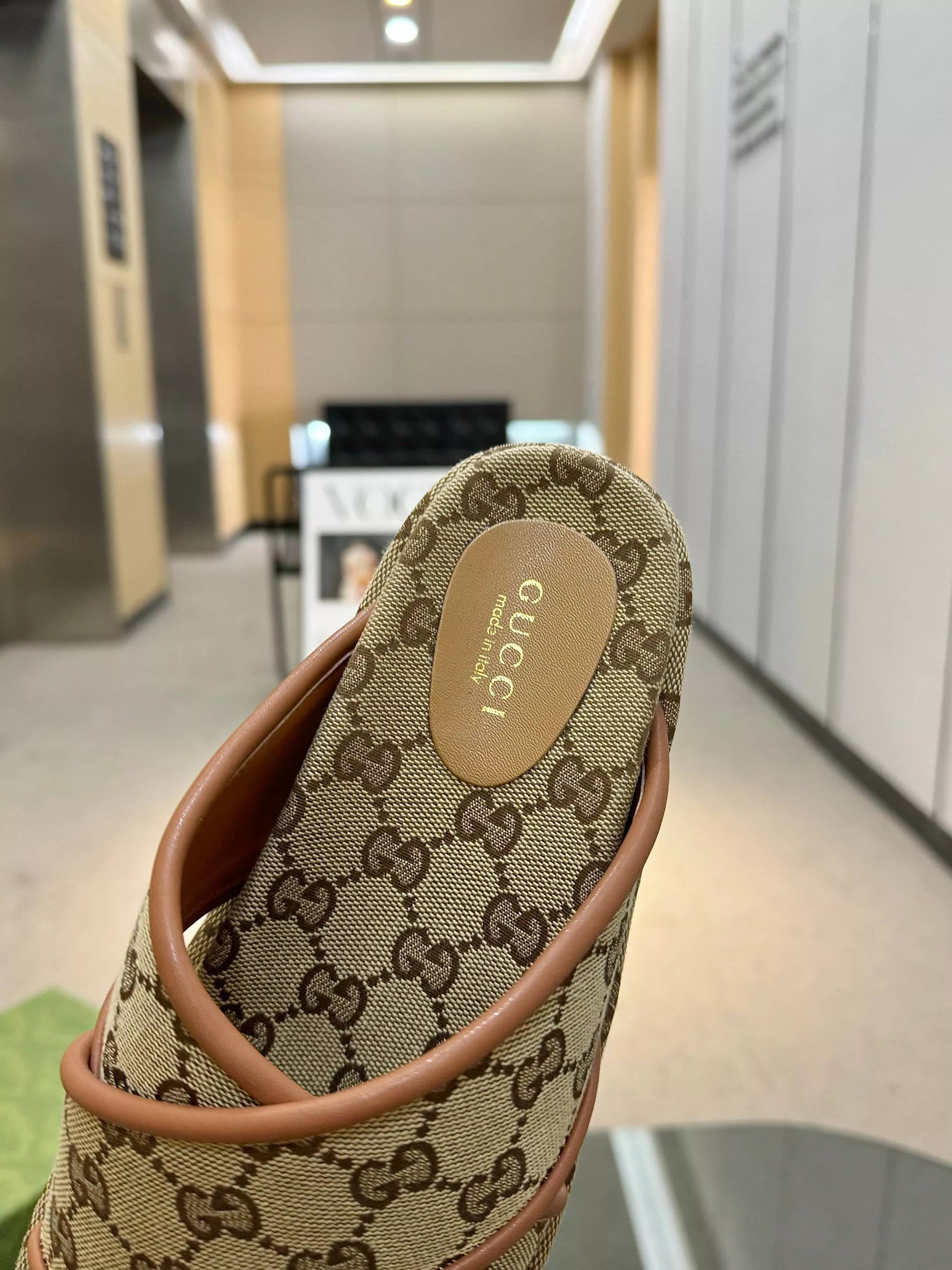 Trendsetting 8023 Gucci Slippers For Women