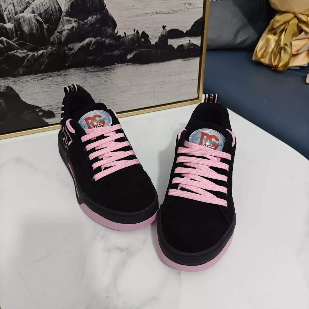 Trendsetting 8026 Dolce & Gabbana D&G Casual Shoes For Women