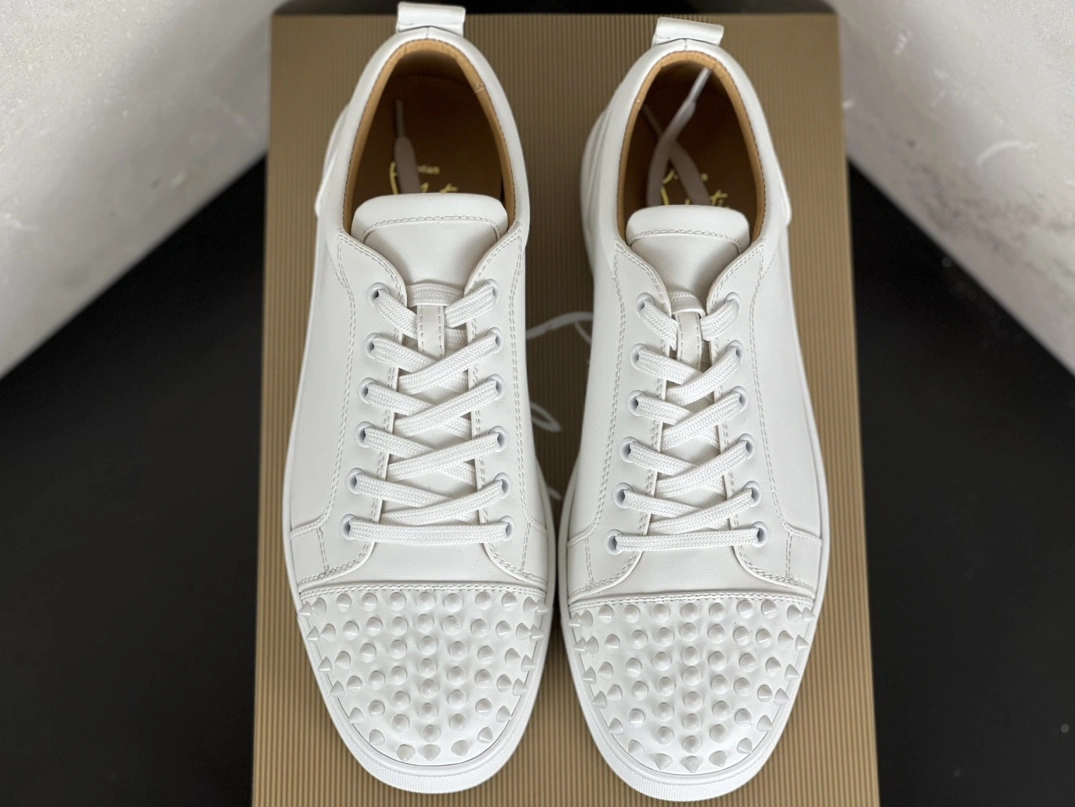 Trendsetting 8044 Christian Louboutin Casual Shoes For Men