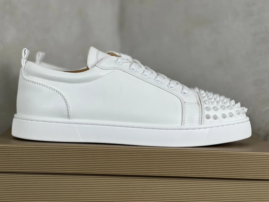 Trendsetting 8044 Christian Louboutin Casual Shoes For Men