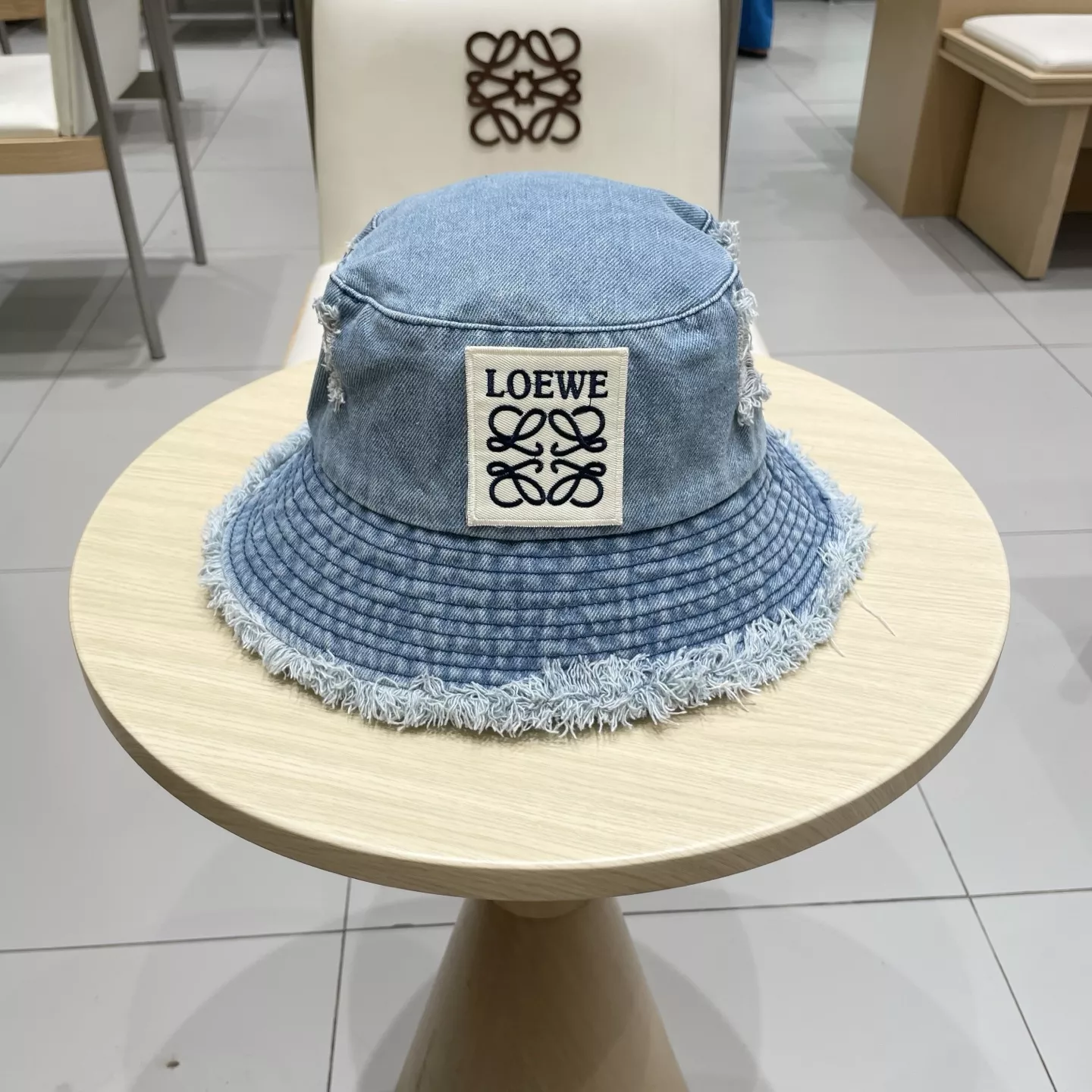 Trendsetting 8085 LOEWE Caps