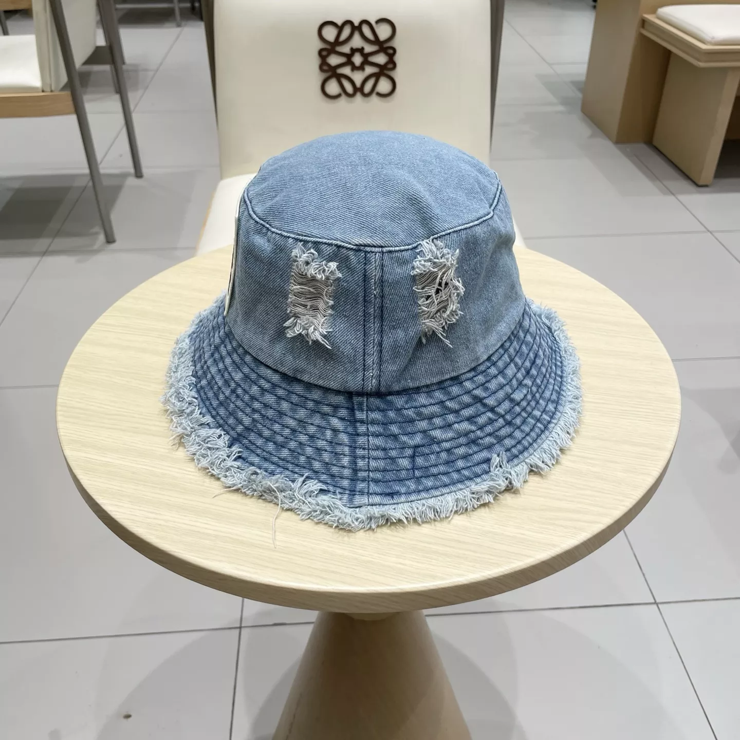 Trendsetting 8085 LOEWE Caps