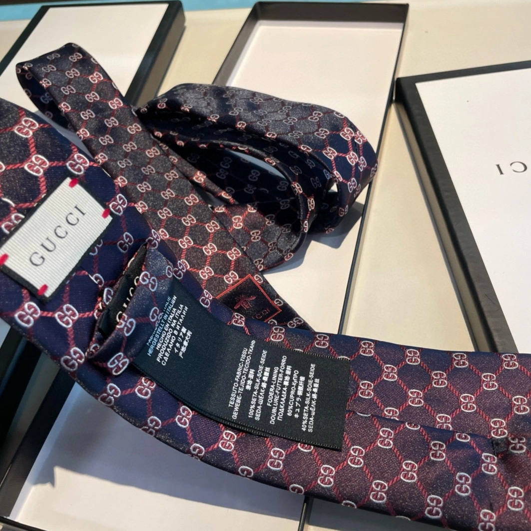 Trendsetting 8272 Gucci Necktie For Men