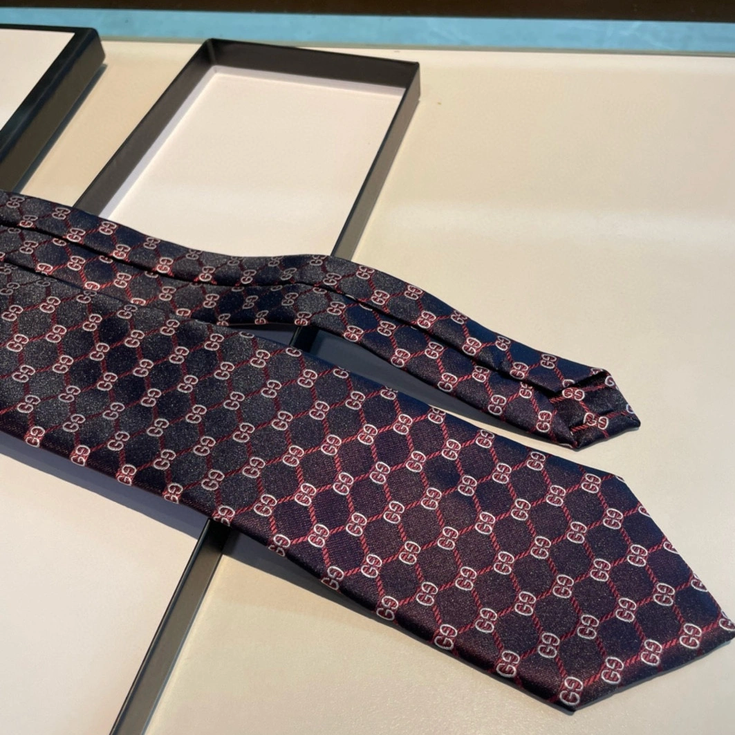 Trendsetting 8272 Gucci Necktie For Men