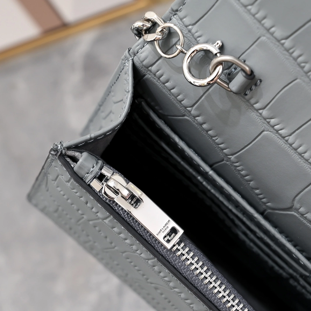 Trendsetting 8300 Yves Saint Laurent YSL AAA Quality Messenger Bags For Women
