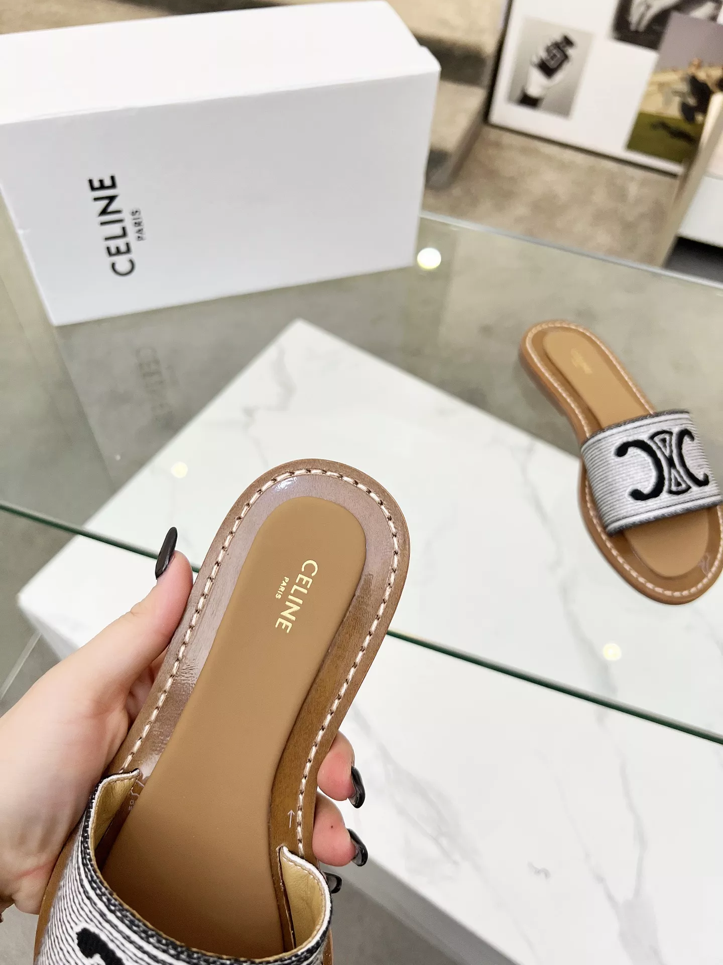 Trendsetting 8435 Celine Slippers For Women