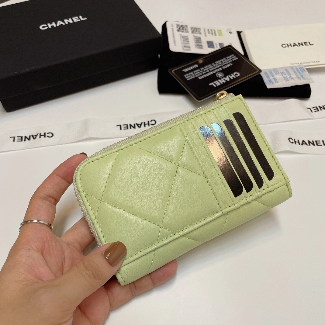 Trendsetting 8537 Chanel Card Case