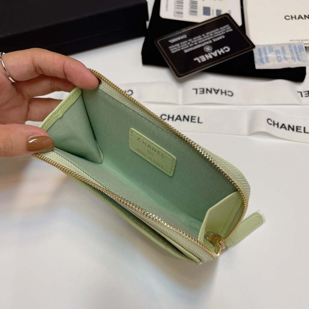 Trendsetting 8537 Chanel Card Case