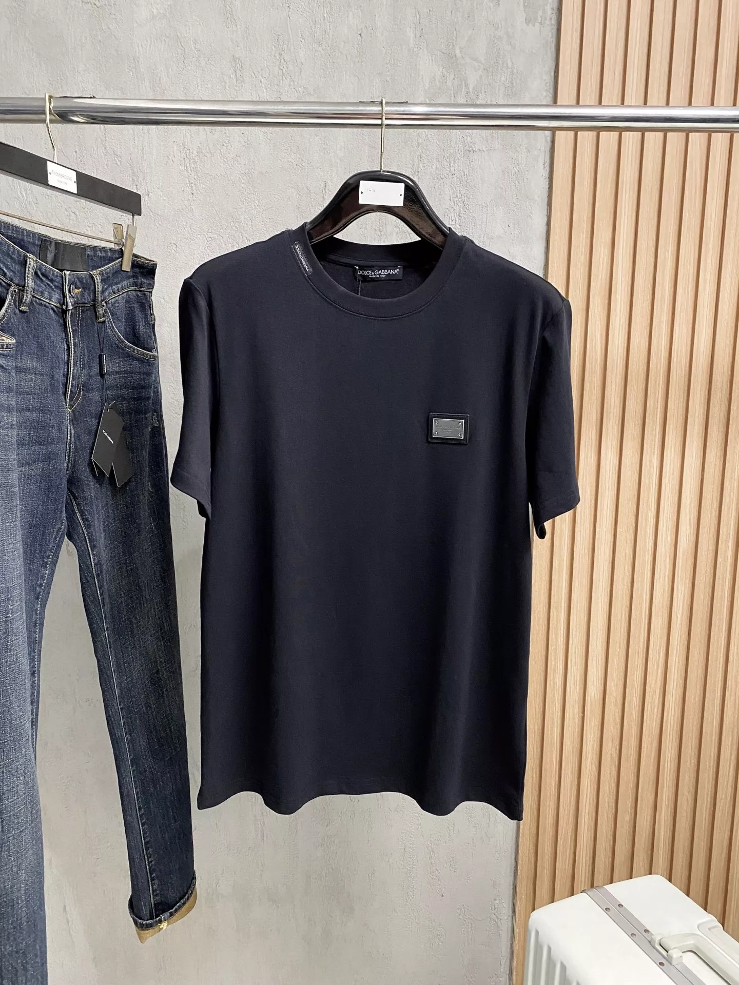 Trendsetting 8567 Dolce & Gabbana D&G T-Shirts Short Sleeved For Unisex
