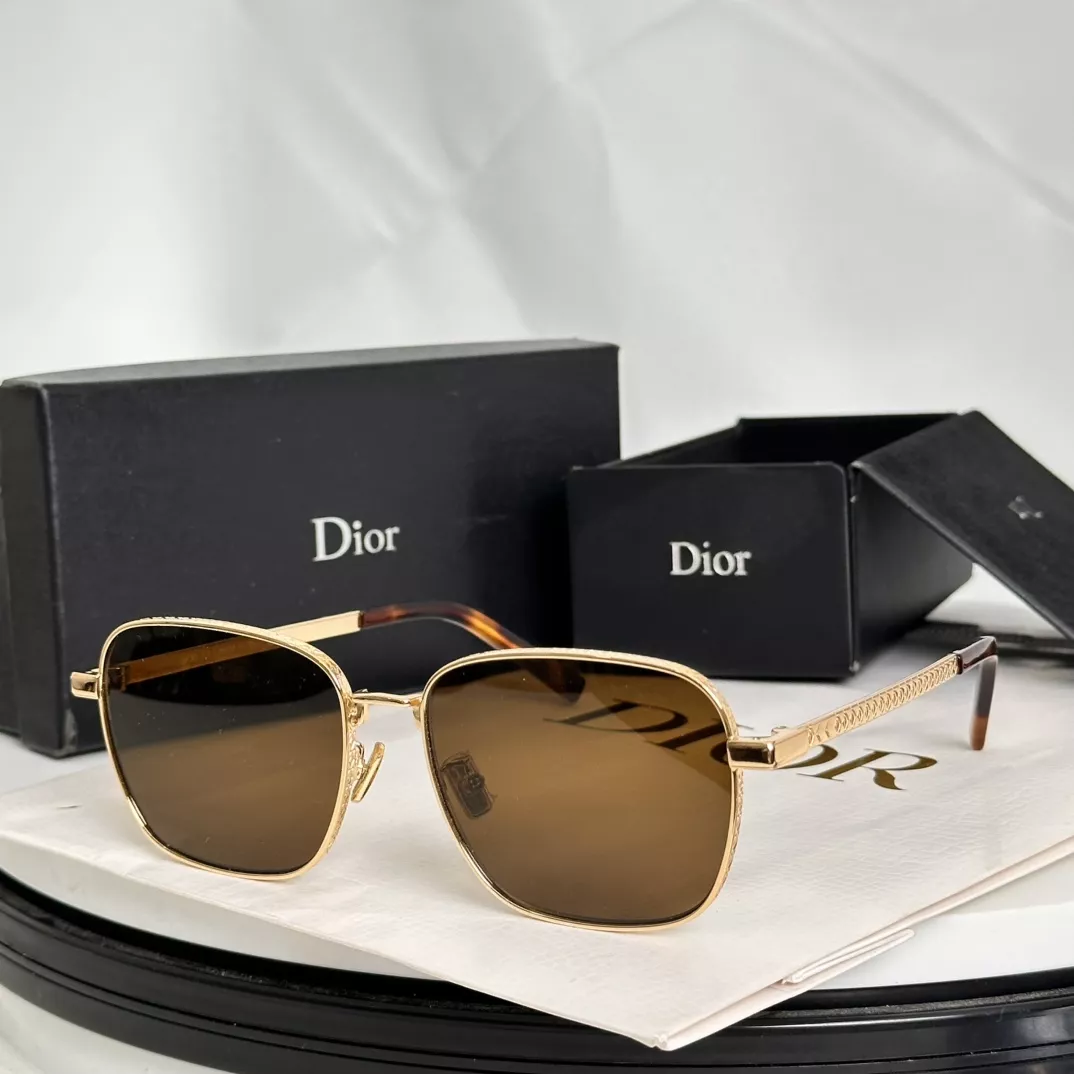 Trendsetting 8590 Christian Dior AAA Quality Sunglasses