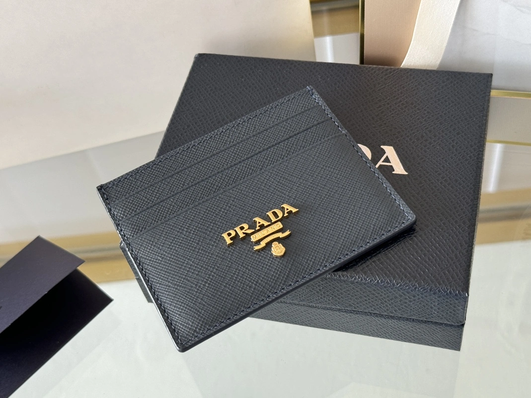 Trendsetting 8654 Prada Card Case In Navy For Women