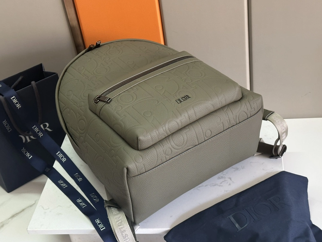 Trendsetting 882 Christian Dior AAA Man Backpacks
