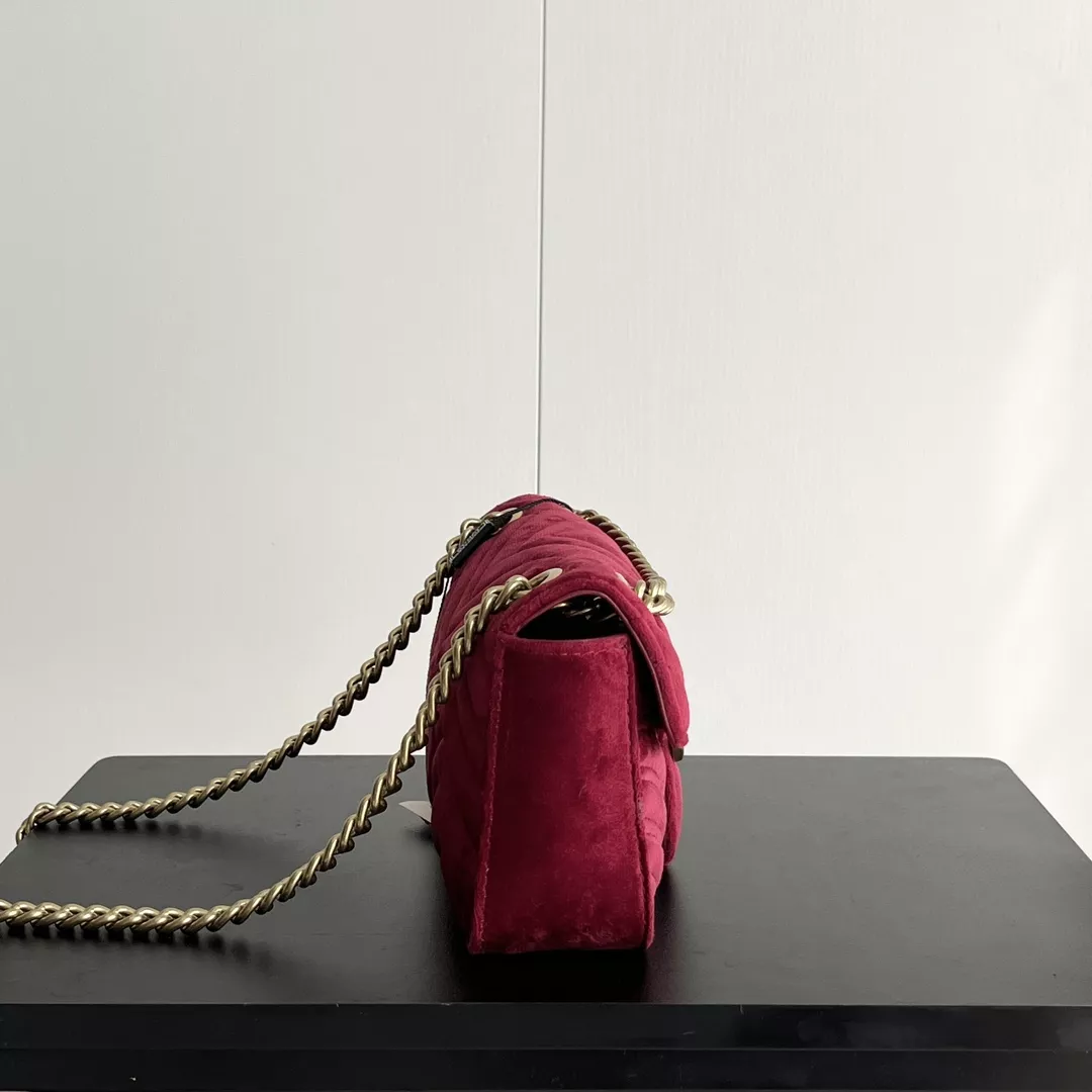 Trendsetting 8841 Gucci AAA Quality Messenger Bags For Women