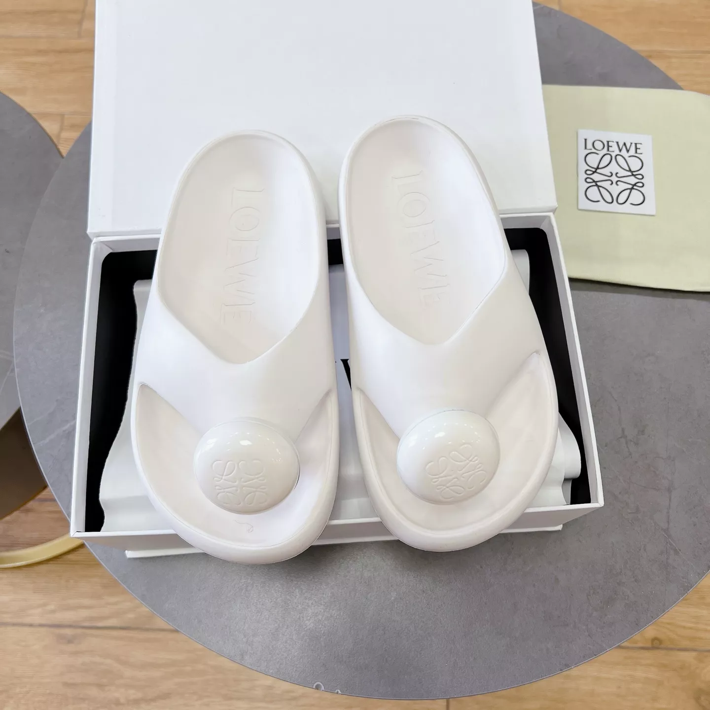 Trendsetting 9045 LOEWE Slippers For Women