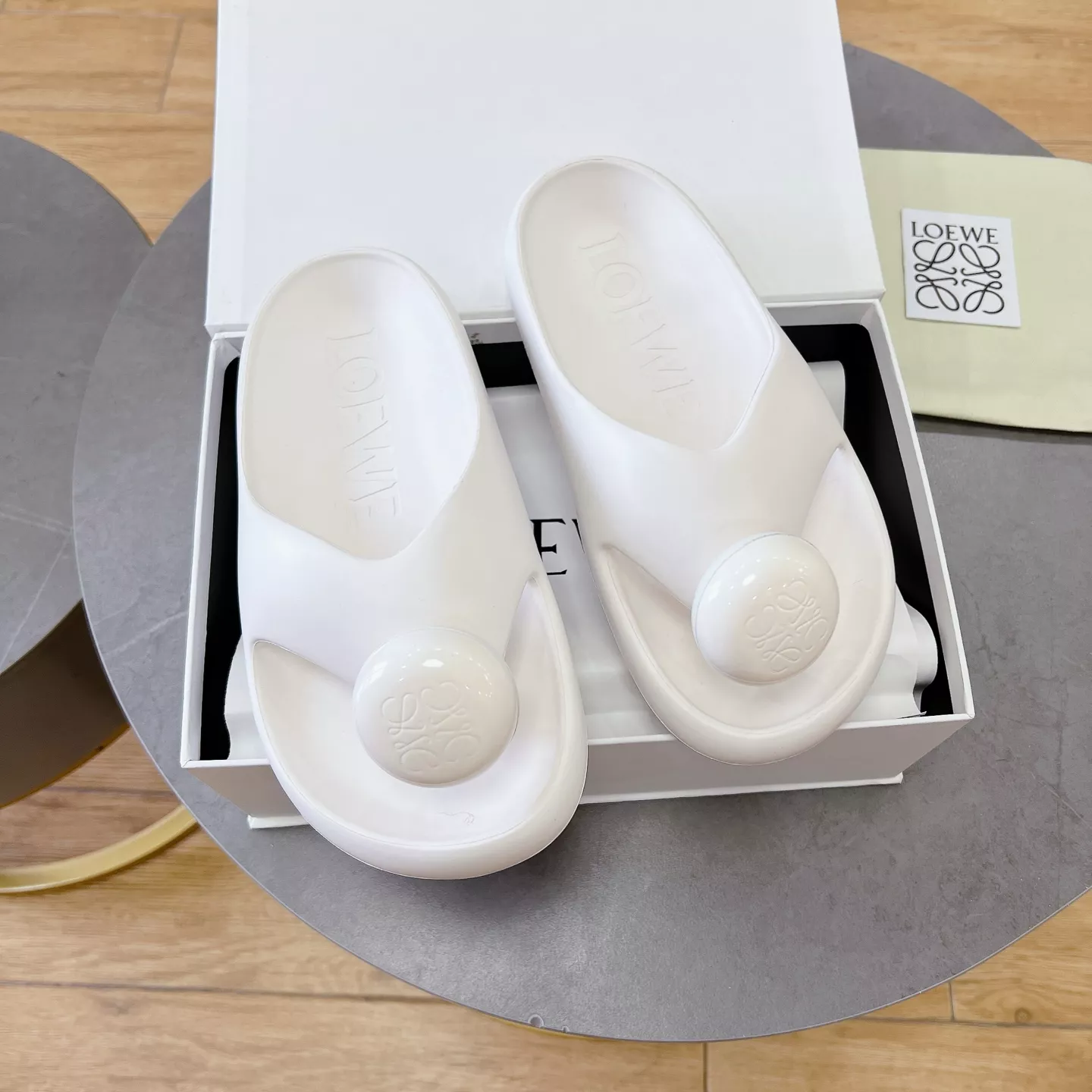 Trendsetting 9045 LOEWE Slippers For Women