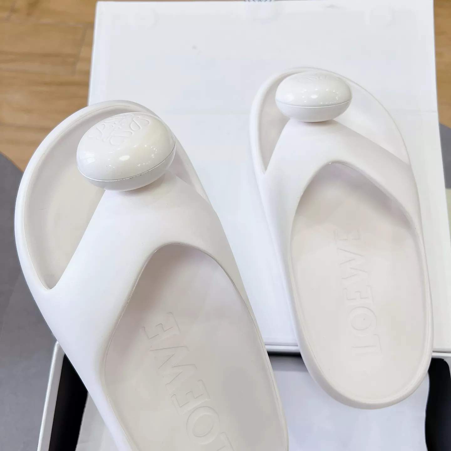 Trendsetting 9045 LOEWE Slippers For Women