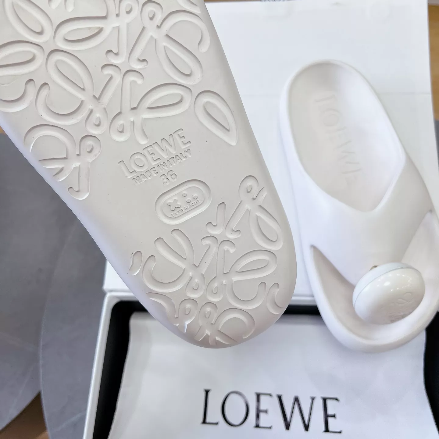 Trendsetting 9045 LOEWE Slippers For Women
