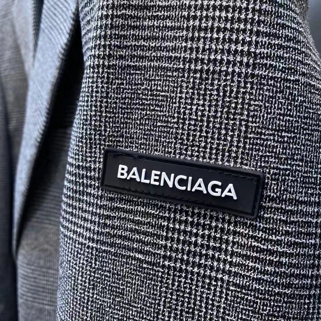Trendsetting 911 Balenciaga Jackets Long Sleeved For Men