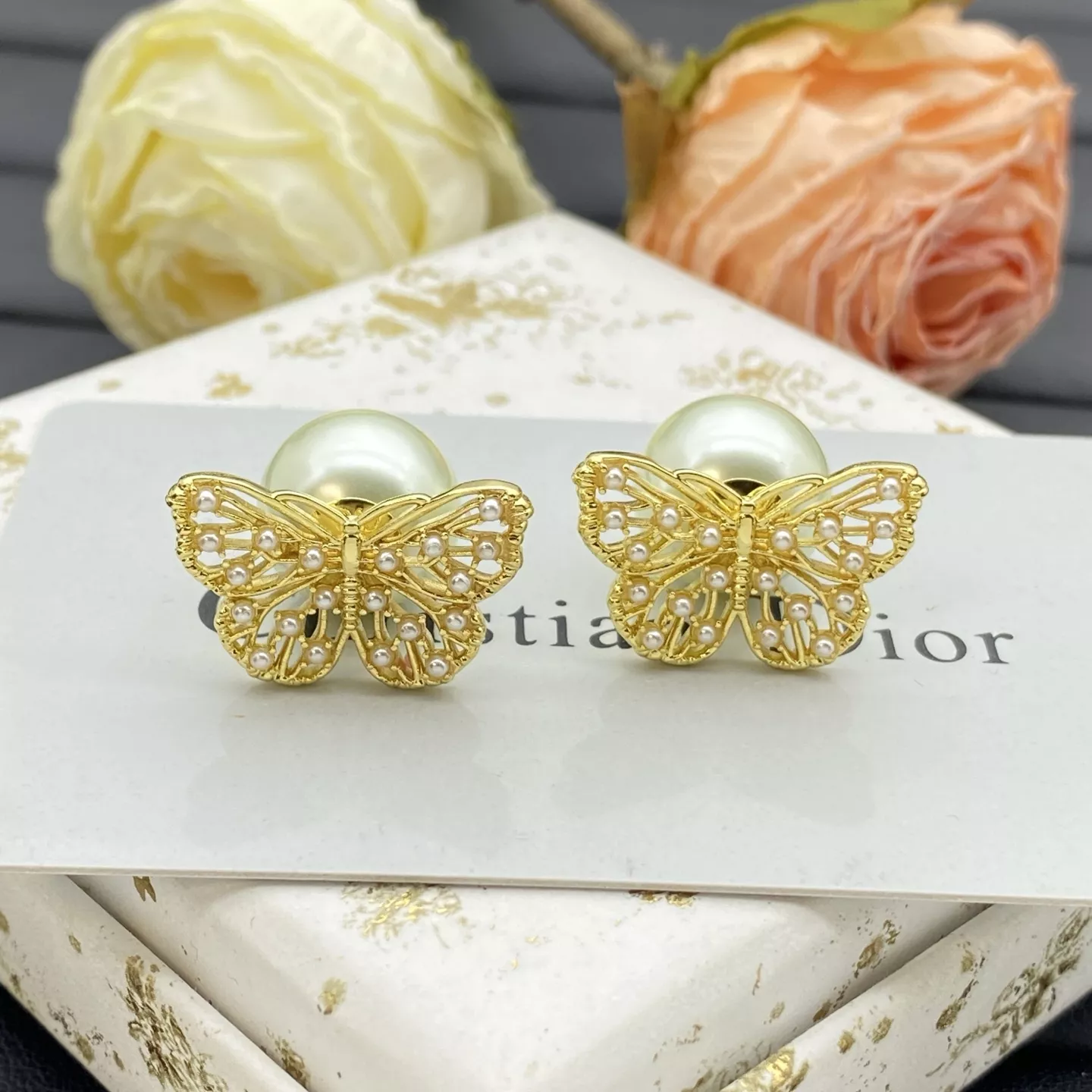 Trendsetting 9175 Christian Dior Earrings For Women