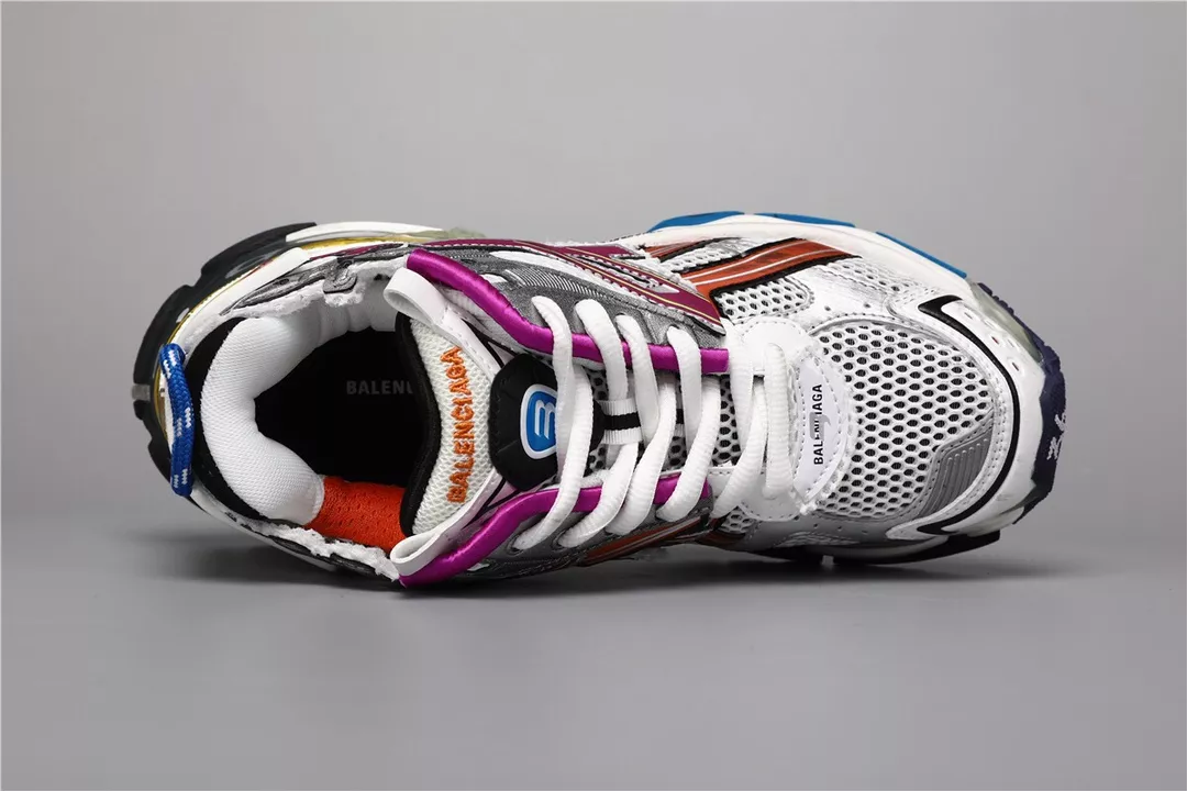 Trendsetting 9186 Balenciaga Casual Shoes For Women