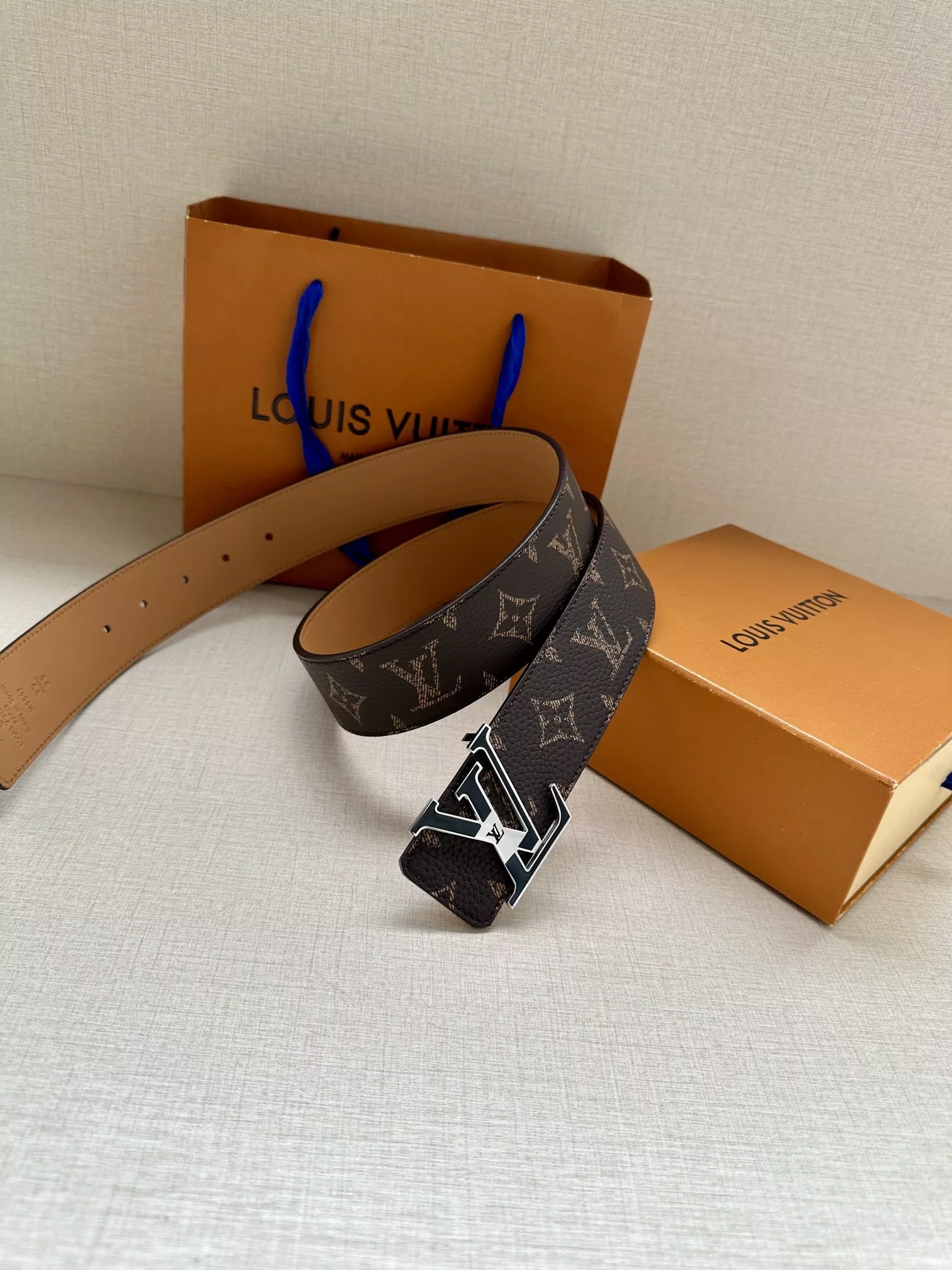Trendsetting 9341 Louis Vuitton AAA Quality Belts In 4.0cm For Men
