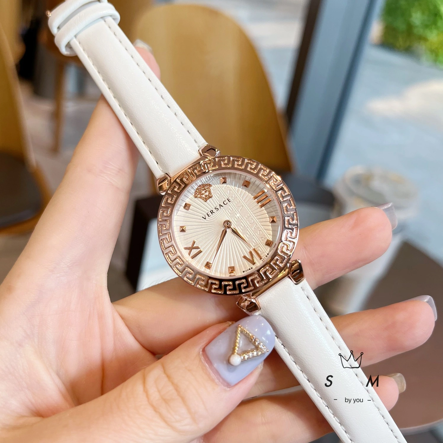 Trendsetting 9355 Versace Watches For Women