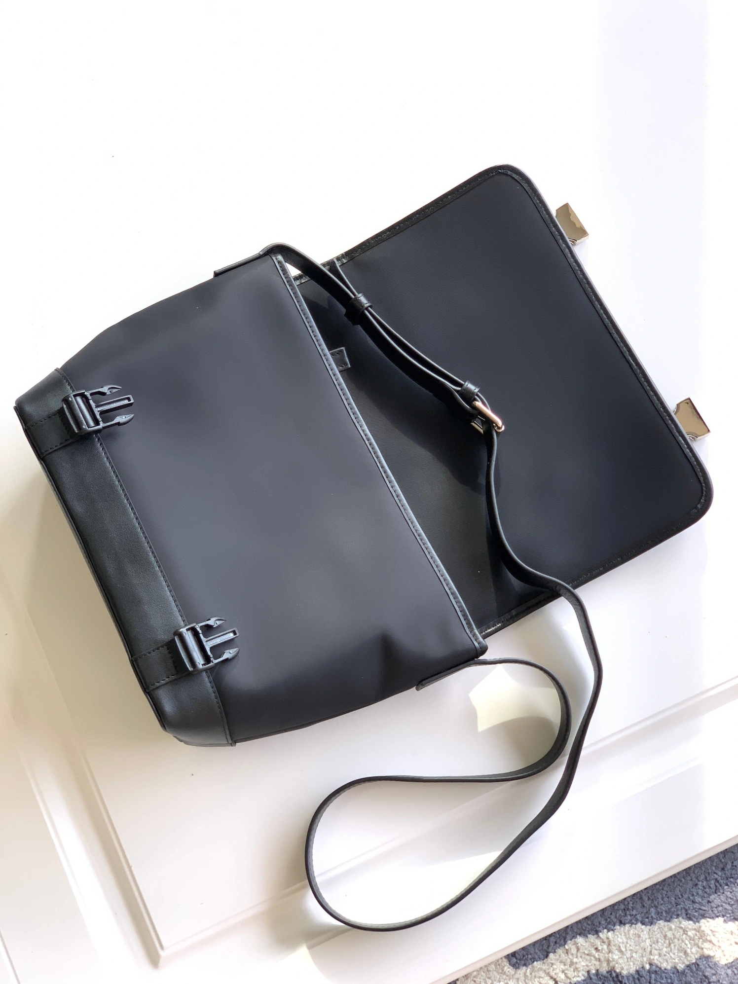 Trendsetting 9366 Prada AAA Man Messenger Bags